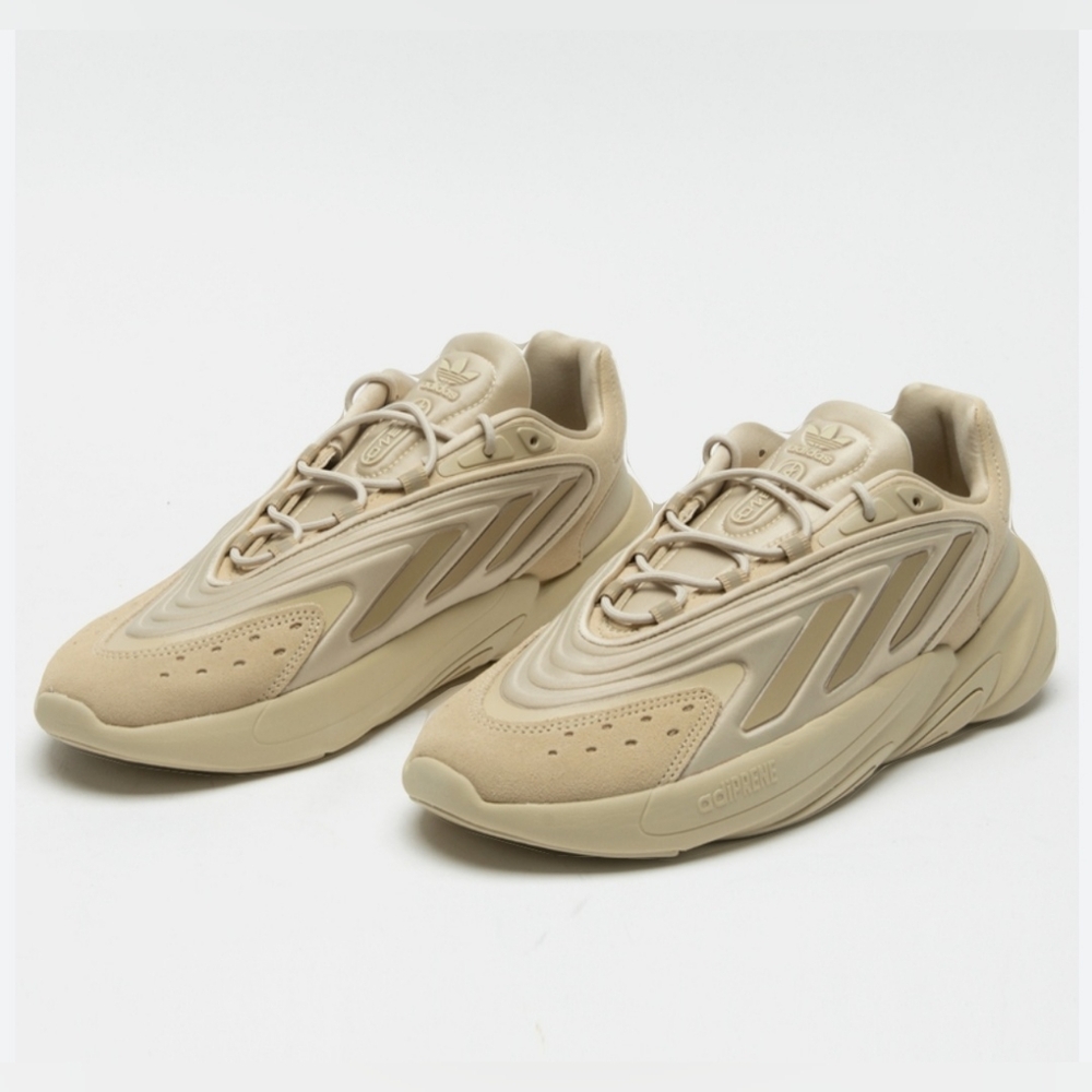 Adidas Originals Ozelia *NWT*